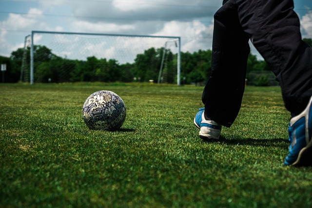 像托納利和 像托納利和