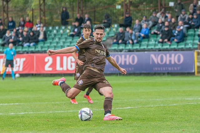 员达米安 员达米安