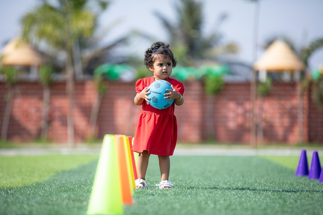 抛开荣誉不谈，梅西和马拉多纳谁的个人纯实力更强？[2].